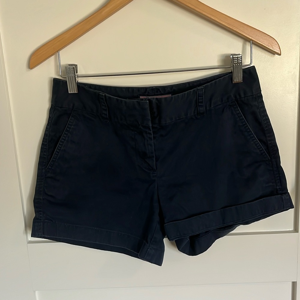 Size 2, Navy Women’s Vineyard Vines shorts
